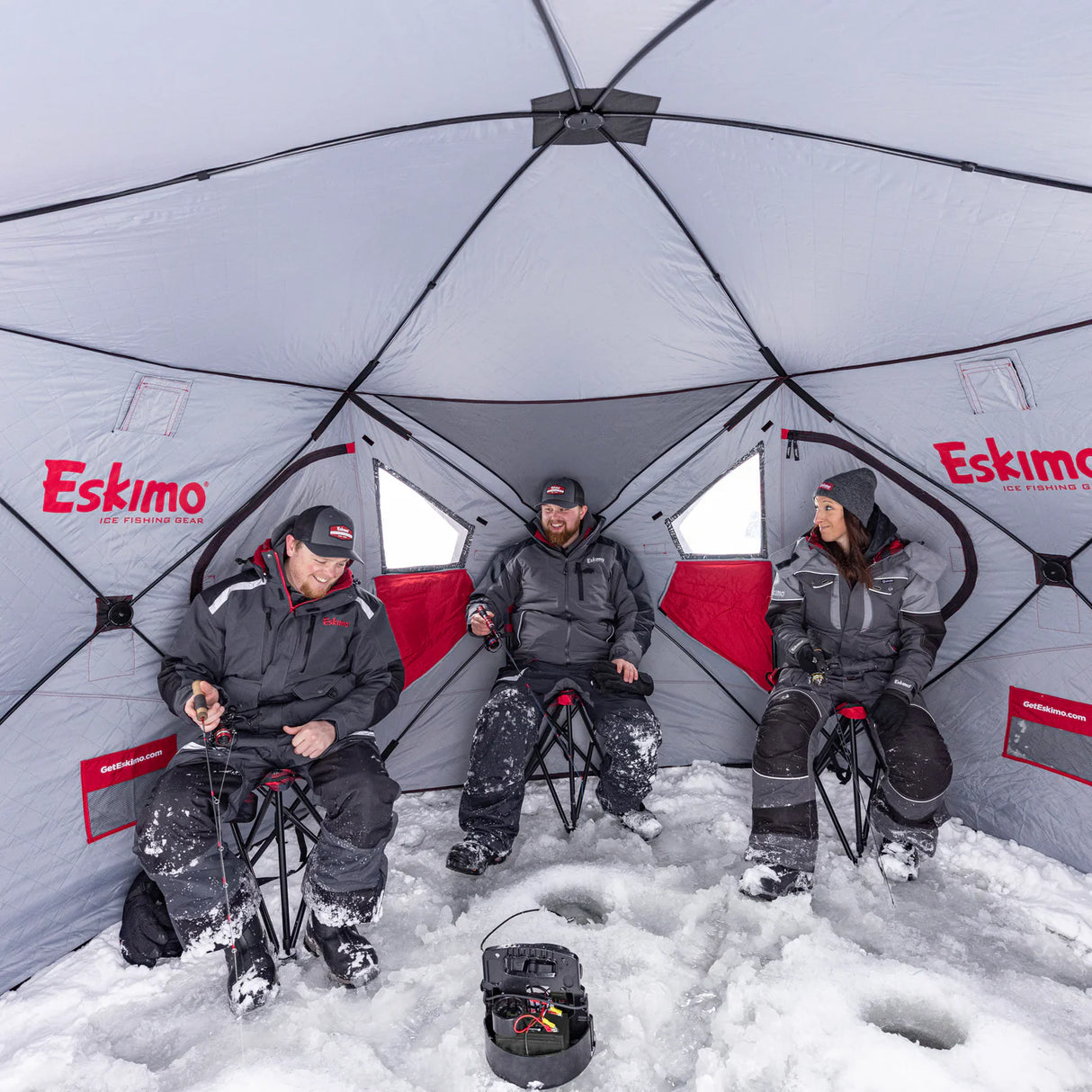 Eskimo- Outbreak 650 XD Portable Shelter