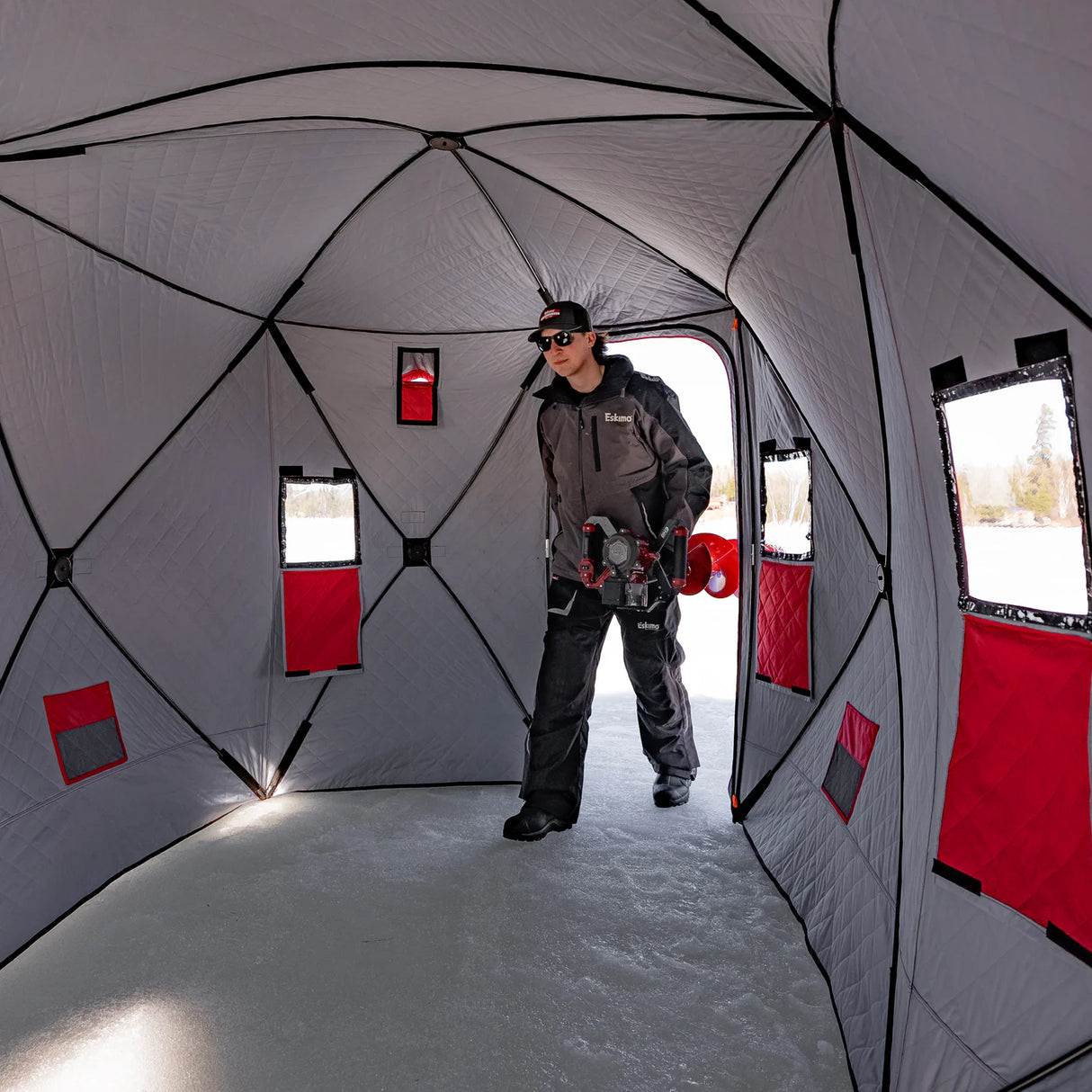 Eskimo- QuickFish 6HD Portable Shelter