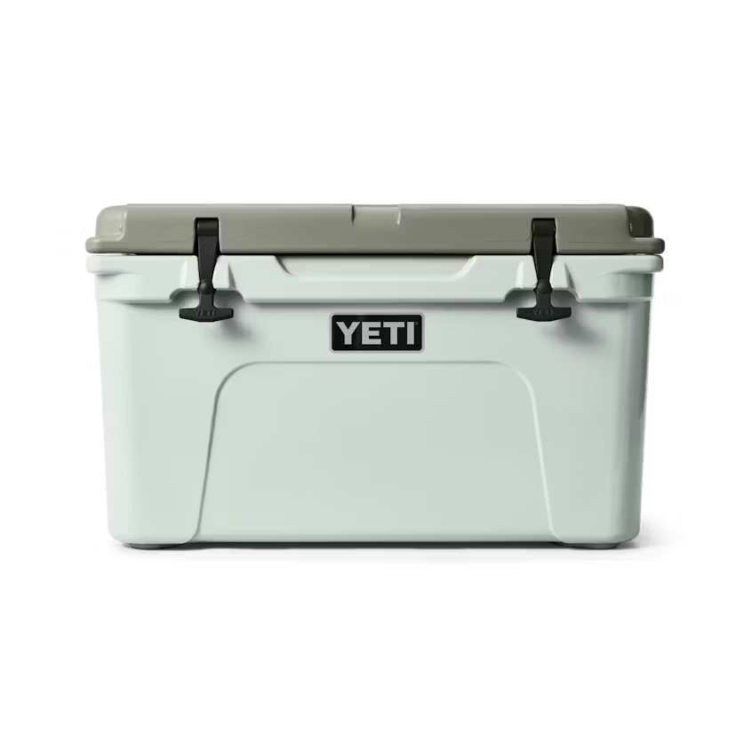 YETI - Tundra Hard Cooler