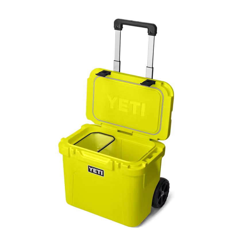 YETI- Roadie Wheeled Cooler