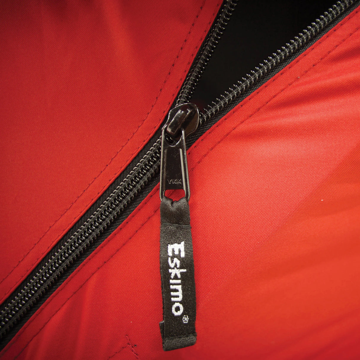 Eskimo- Fatfish 949I Insulated Portable Shelter
