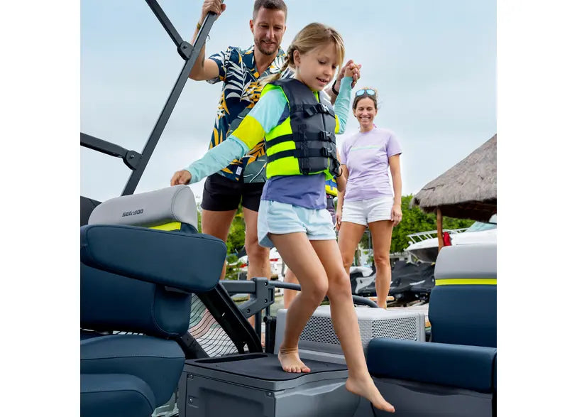 Sea-Doo- Switch Pontoon LinQ Modular Step