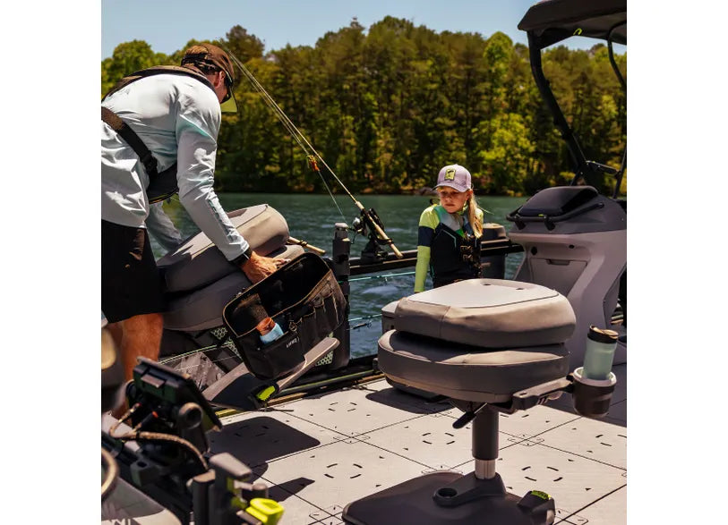 Sea-Doo- Switch Pontoon Quick-Attach Fishing Pedestal Seat
