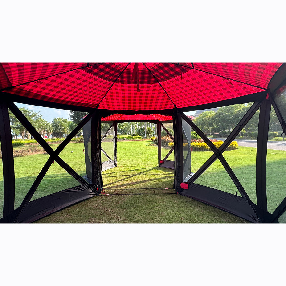 KUMA- Super Bear Den Deluxe Gazebo